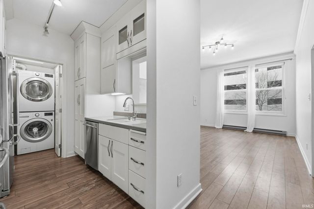 113 W Wayne St Apt 202, Fort Wayne, IN 46802