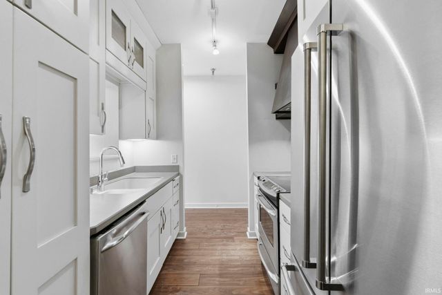 113 W Wayne St Apt 202, Fort Wayne, IN 46802