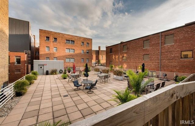 113 W Wayne St Apt 202, Fort Wayne, IN 46802