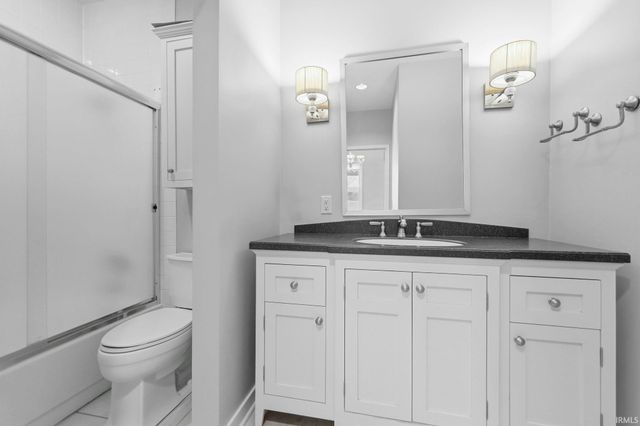 113 W Wayne St Apt 202, Fort Wayne, IN 46802