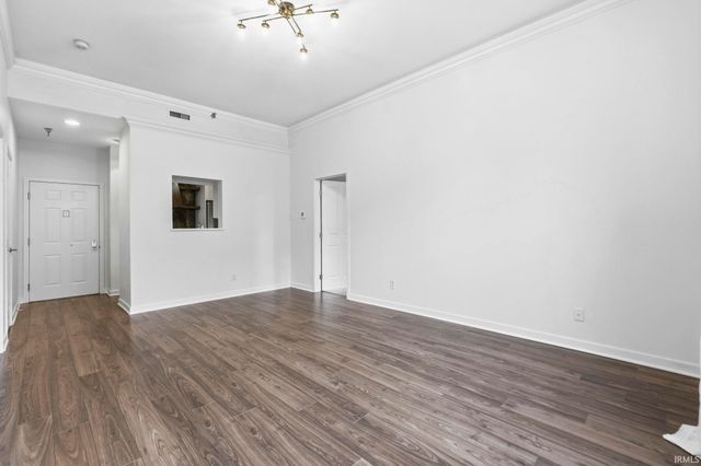 113 W Wayne St Apt 202, Fort Wayne, IN 46802