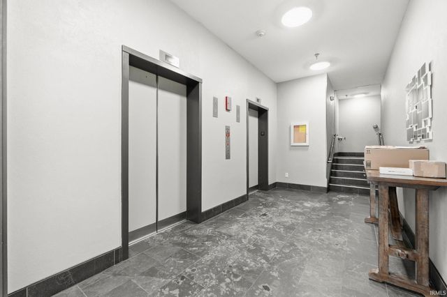 113 W Wayne St Apt 202, Fort Wayne, IN 46802