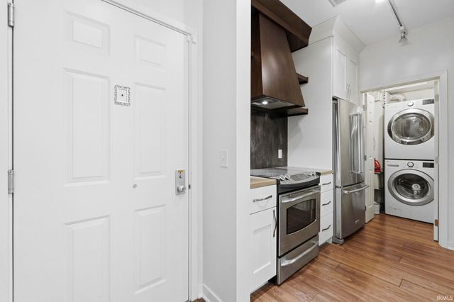 113 W Wayne St Apt 202, Fort Wayne, IN 46802