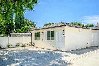 6851 De Celis Place 1/2, Van Nuys, CA 91406