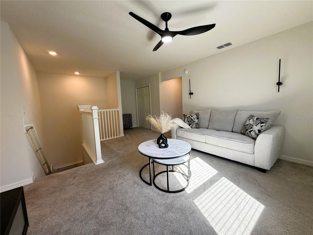 390 WINDY WILLOW WAY, St Cloud, FL 34771