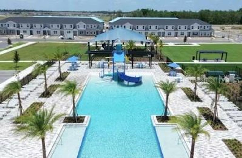 Image 38 of property listing at 390 WINDY WILLOW WAY, St Cloud, FL 34771