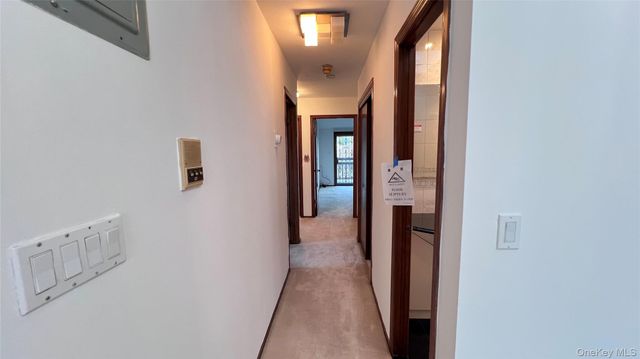 19-07 Clintonville Street 2Fl, Whitestone, NY 11357
