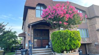 19-07 Clintonville Street 2Fl, Whitestone, NY 11357