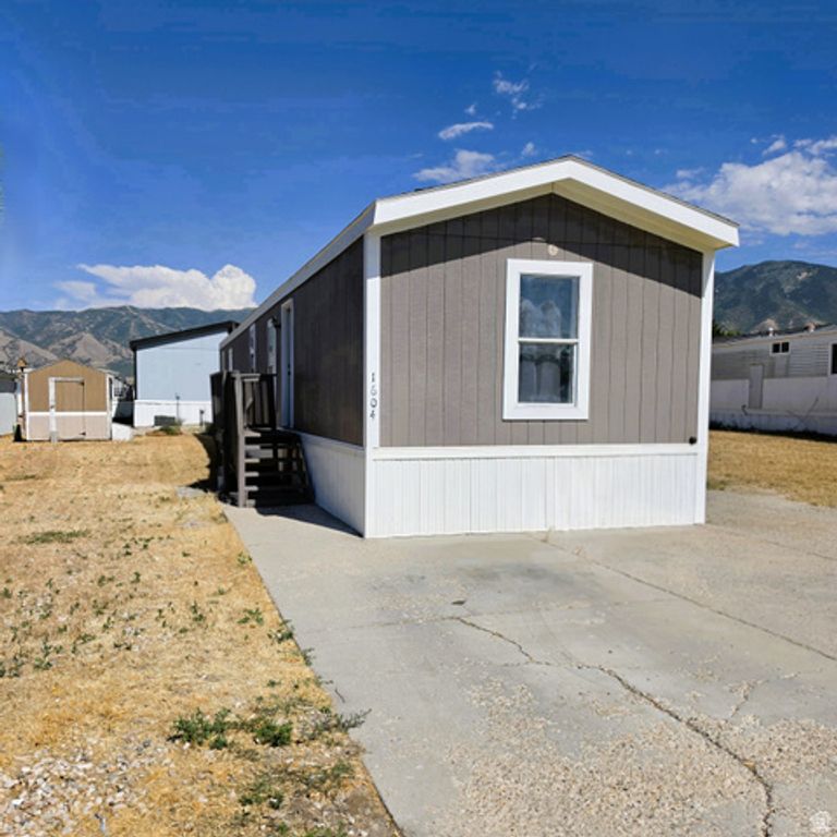 1604 N 180 E, Tooele, UT 84074 — exterior