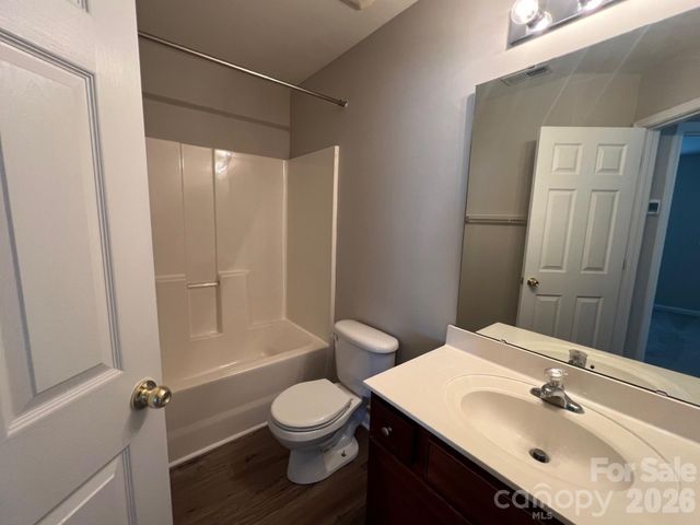 18429 Streamline Court, Cornelius, NC 28031