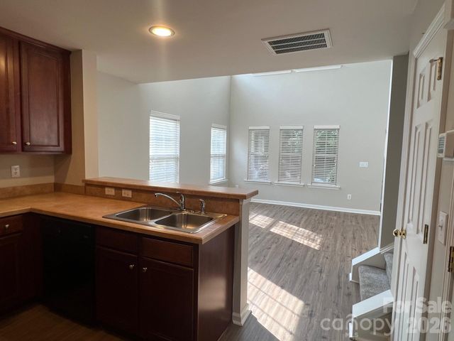 18429 Streamline Court, Cornelius, NC 28031