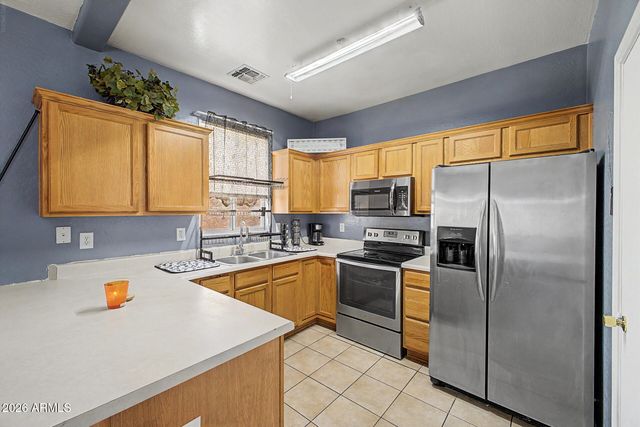 2300 E MAGMA Road 167, San Tan Valley, AZ 85143