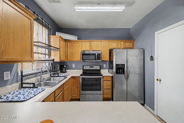 2300 E MAGMA Road 167, San Tan Valley, AZ 85143