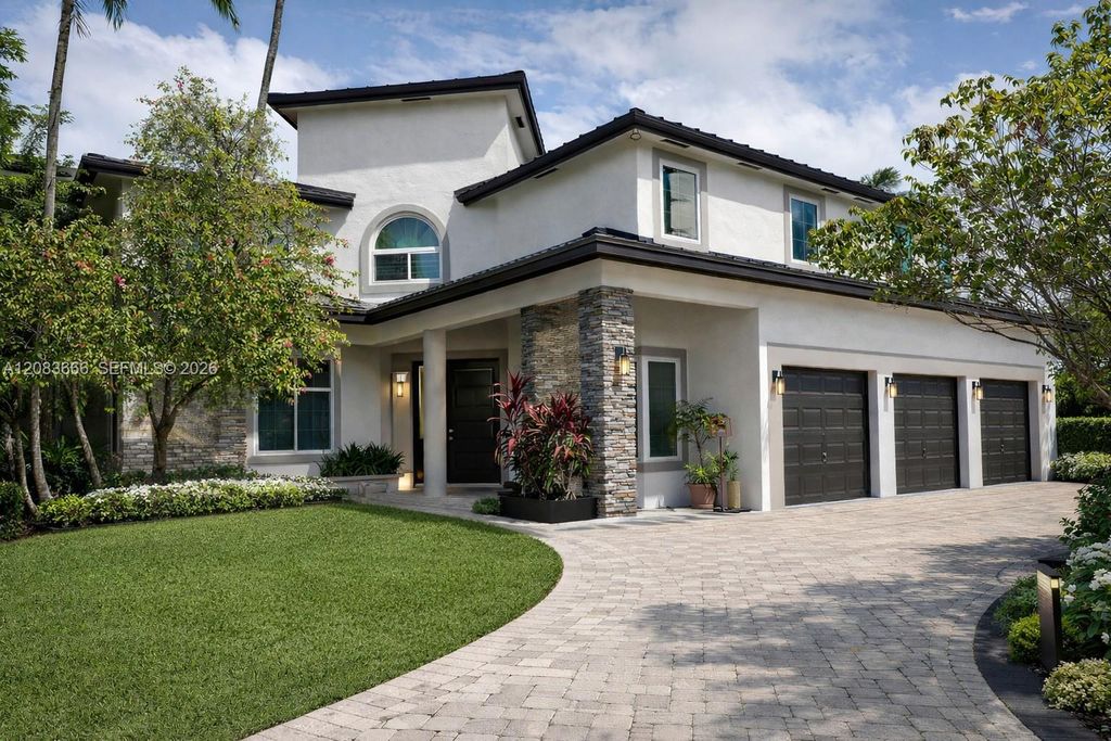 6811 SW 89th Court, Miami, FL 33173