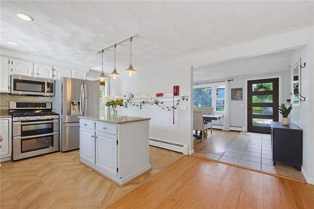 46 Netop Drive, Warwick, RI 02818
