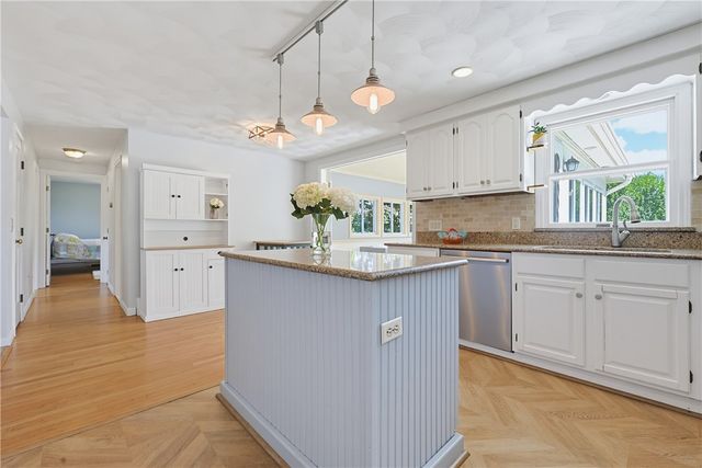 46 Netop Drive, Warwick, RI 02818