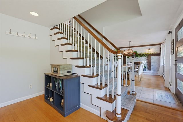 46 Netop Drive, Warwick, RI 02818