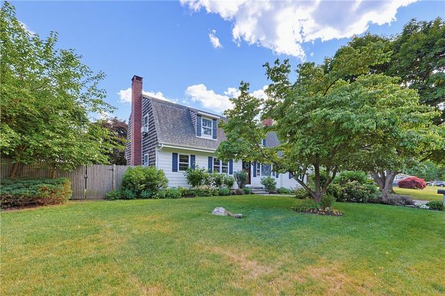 46 Netop Drive, Warwick, RI 02818