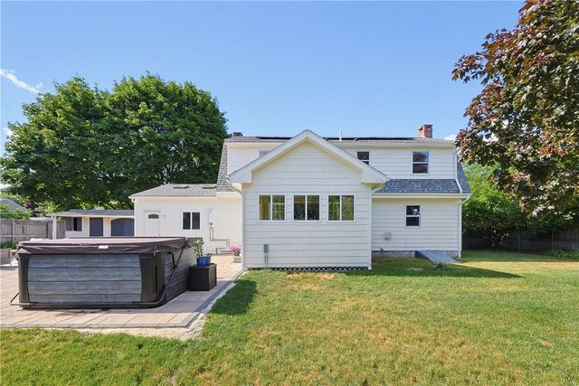 46 Netop Drive, Warwick, RI 02818