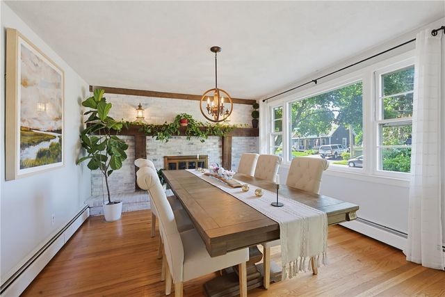 46 Netop Drive, Warwick, RI 02818