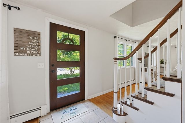 46 Netop Drive, Warwick, RI 02818