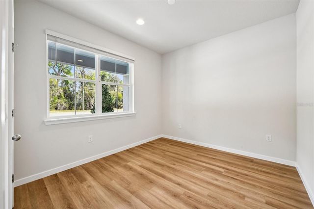 536 E BERESFORD AVENUE, Deland, FL 32724