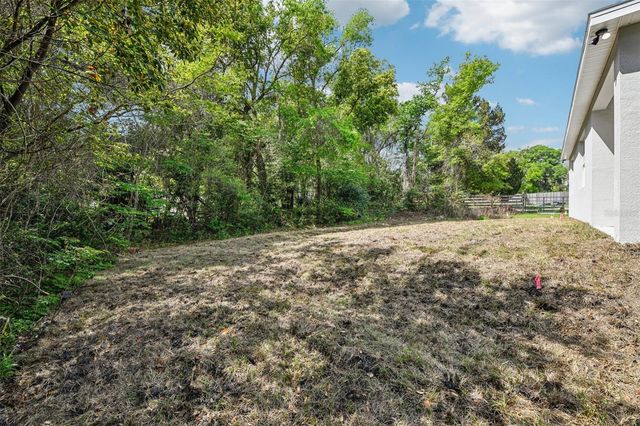 536 E BERESFORD AVENUE, Deland, FL 32724