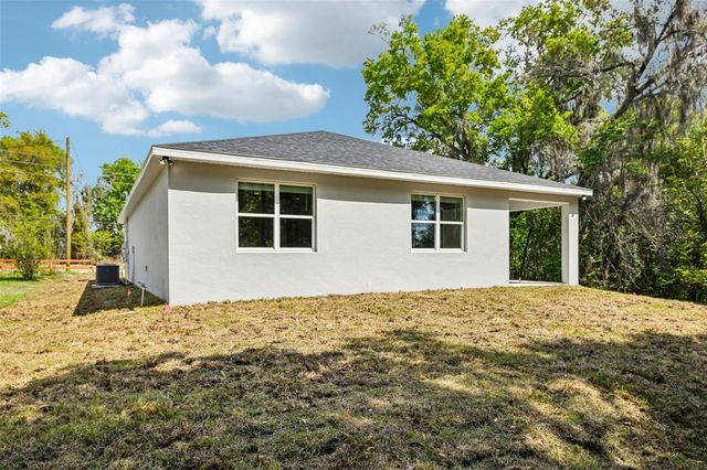 536 E BERESFORD AVENUE, Deland, FL 32724