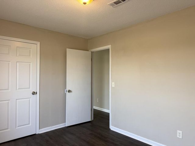 2103 Flynn Rd., Dothan, AL 36303
