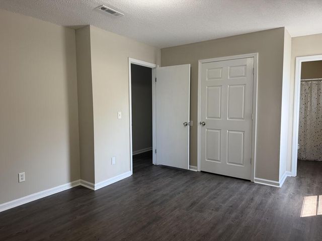 2103 Flynn Rd., Dothan, AL 36303