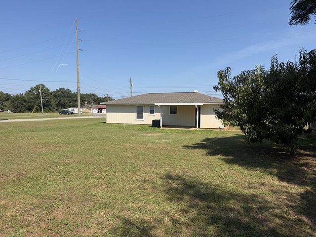 2103 Flynn Rd., Dothan, AL 36303