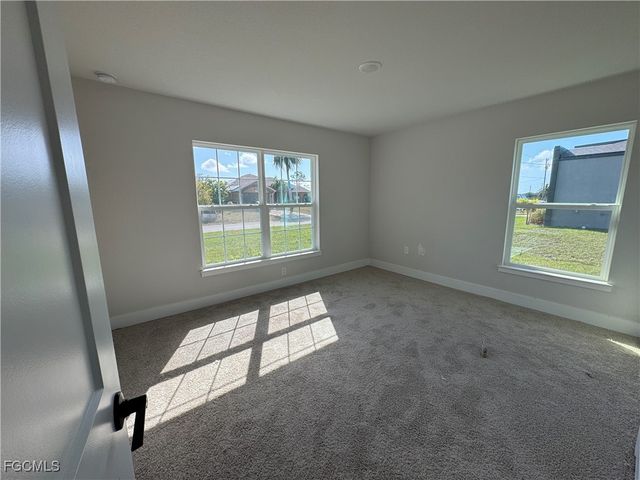 3613 NW 38th TER, Cape Coral, FL 33993