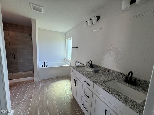 3613 NW 38th TER, Cape Coral, FL 33993