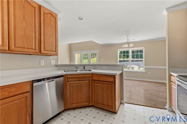 14207 Lookout Point Rd, Midlothian, VA 23112
