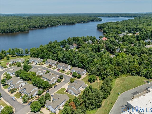 14207 Lookout Point Rd, Midlothian, VA 23112