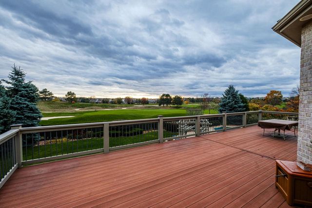 1701 E Bristlecone DRIVE, Hartland, WI 53029