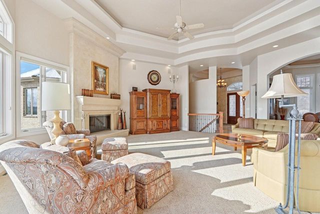 1701 E Bristlecone DRIVE, Hartland, WI 53029