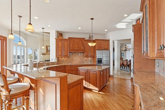 1701 E Bristlecone DRIVE, Hartland, WI 53029