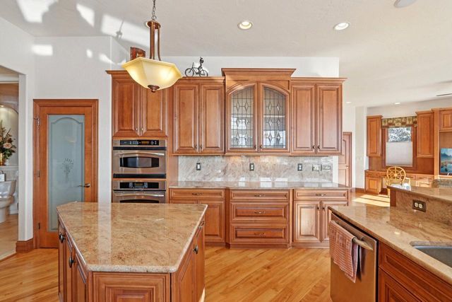 1701 E Bristlecone DRIVE, Hartland, WI 53029