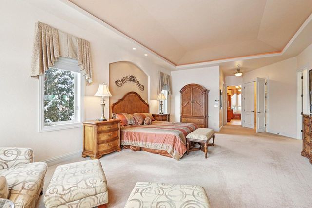 1701 E Bristlecone DRIVE, Hartland, WI 53029