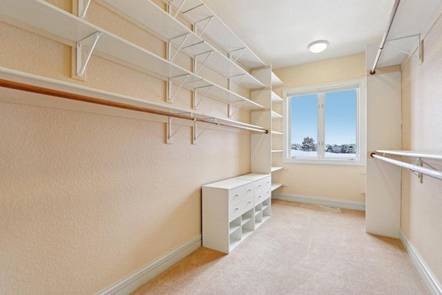 1701 E Bristlecone DRIVE, Hartland, WI 53029