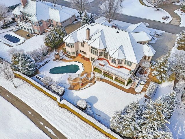 1701 E Bristlecone DRIVE, Hartland, WI 53029