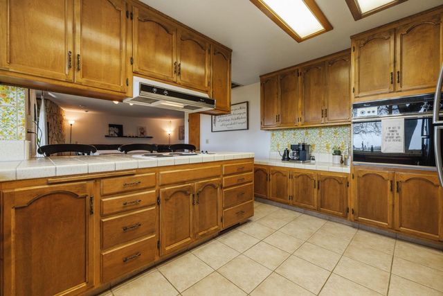 24836 Arthur Rd, Escalon, CA 95320