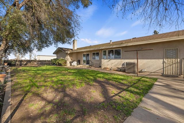 24836 Arthur Rd, Escalon, CA 95320