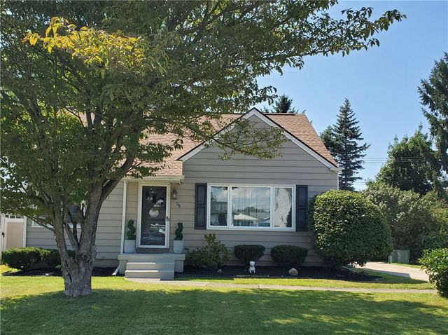 20 Emerald Drive, West Seneca, NY 14224