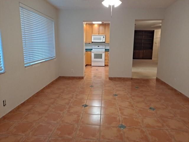 2377 SW 16th Dr, Deerfield Beach, FL 33442