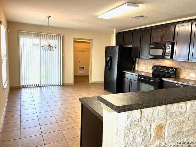 777 Great Oaks, New Braunfels, TX 78130