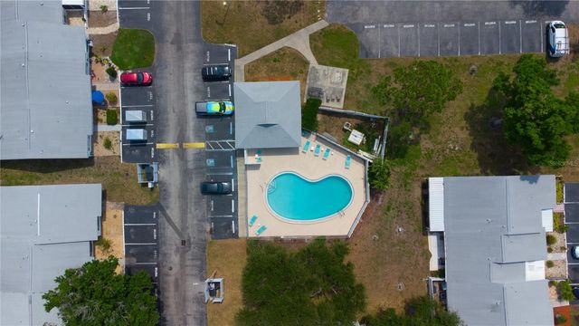 7115 PARKSIDE VILLAS DR N, St Petersburg, FL 33709