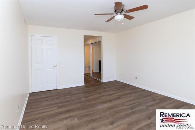 3553 Port Cove Drive 36, Waterford, MI 48328