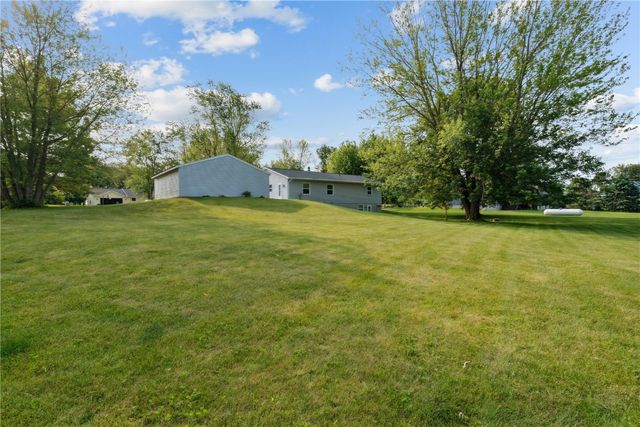 1626 High View Drive, Mt Vernon, IA 52314